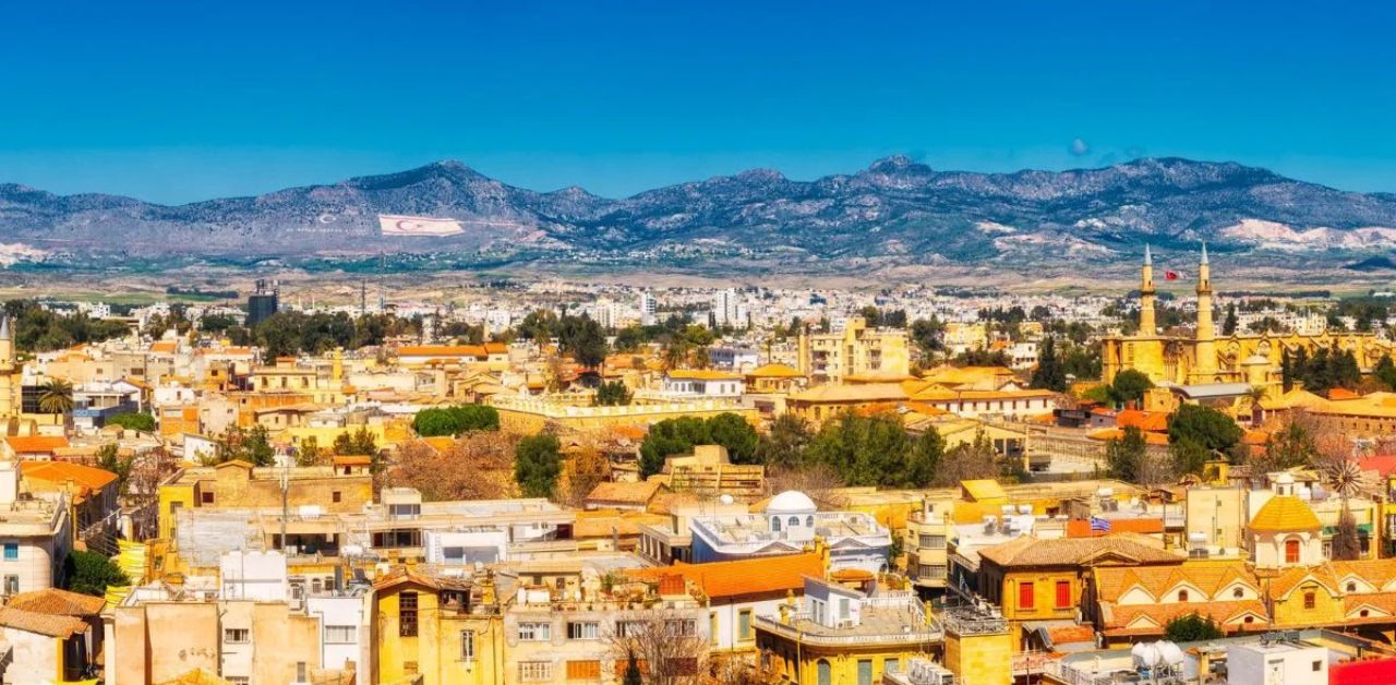 Qatar Airways Lyon Office in France